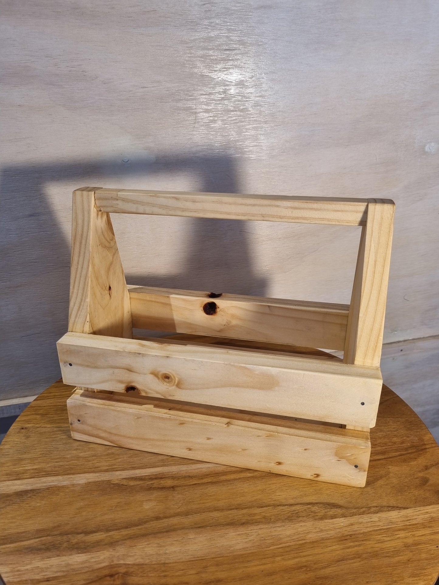 Caja de madera (28,5 x 13 x 22 cm)