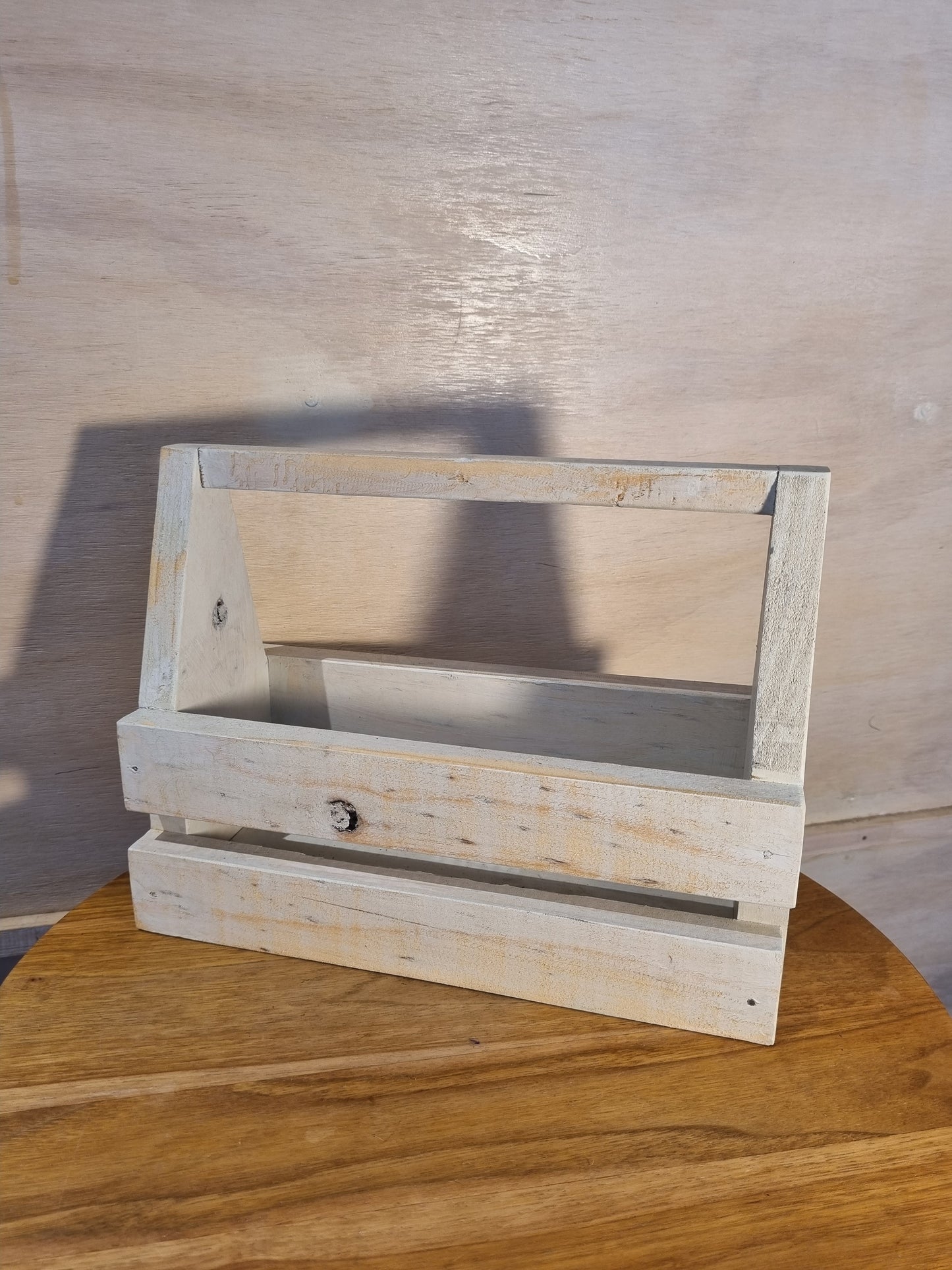 Caja de madera (28,5 x 13 x 22 cm)